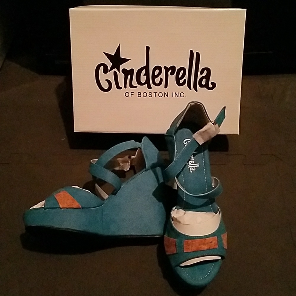 Teal blue strappy wedges